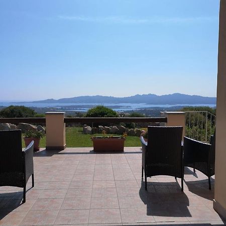 Villa Sprafundu La Maddalena  Buitenkant foto