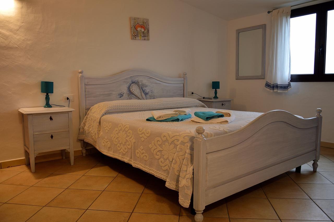 Villa Sprafundu La Maddalena  Buitenkant foto