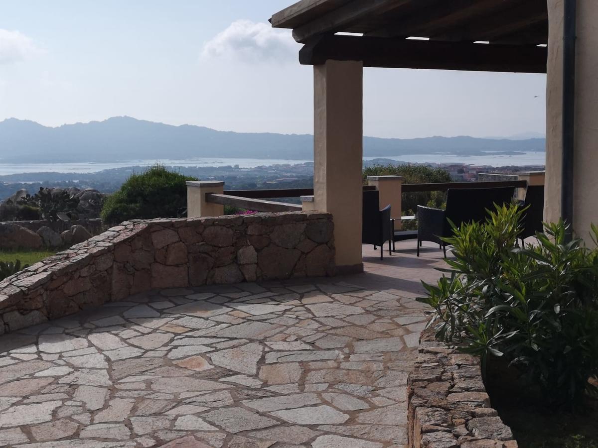 Villa Sprafundu La Maddalena  Buitenkant foto