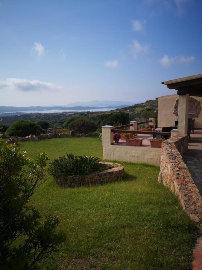 Villa Sprafundu La Maddalena  Buitenkant foto