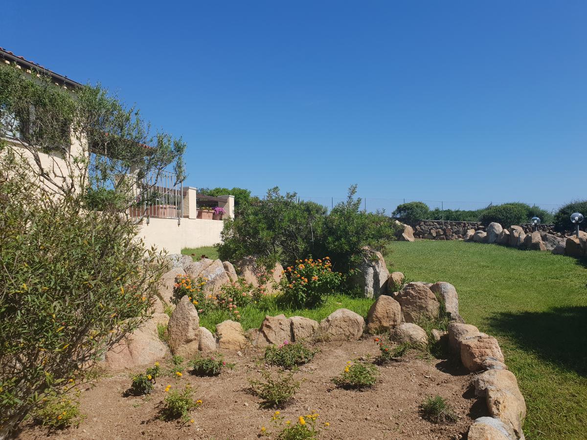 Villa Sprafundu La Maddalena  Buitenkant foto