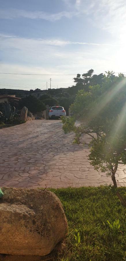 Villa Sprafundu La Maddalena  Buitenkant foto